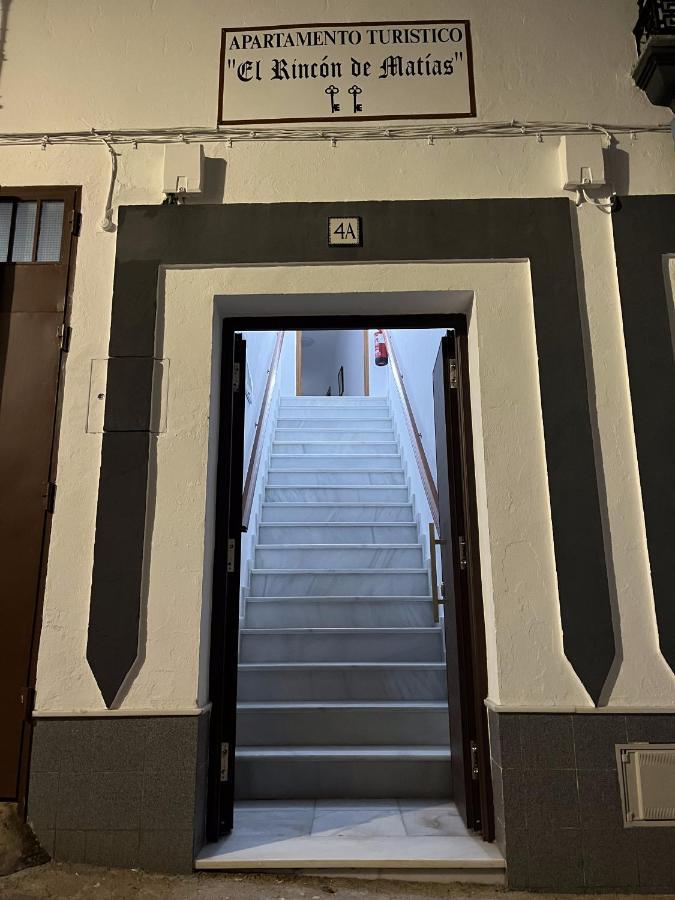 El Rincon De Matias Apartment Segura de León Екстериор снимка