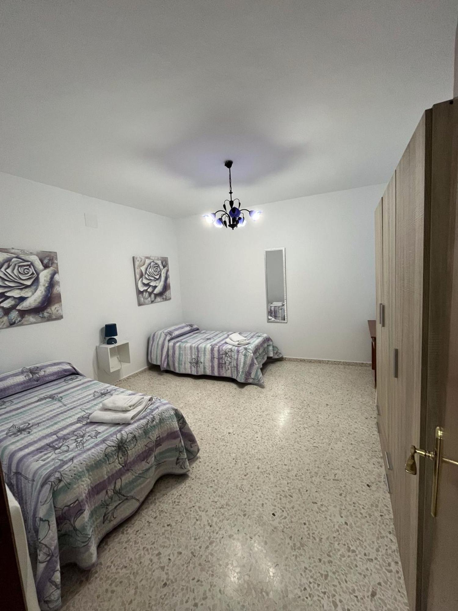 El Rincon De Matias Apartment Segura de León Екстериор снимка
