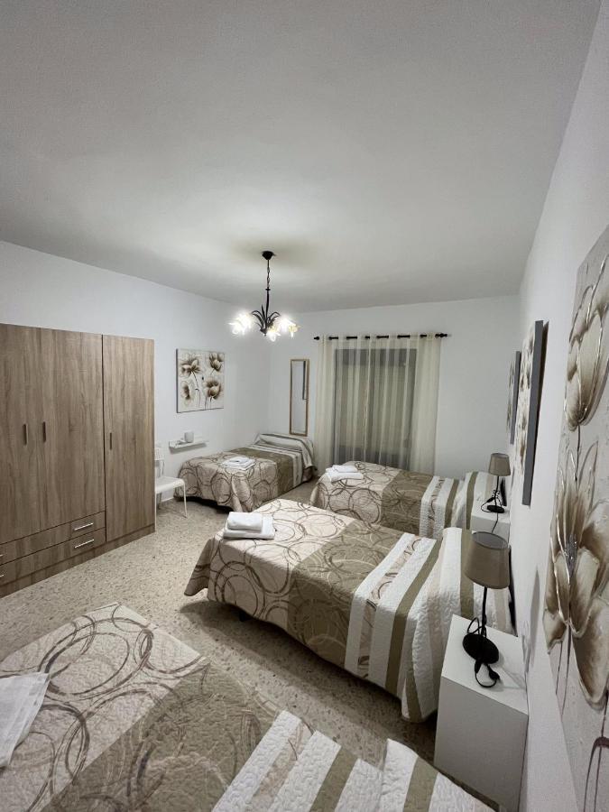 El Rincon De Matias Apartment Segura de León Екстериор снимка