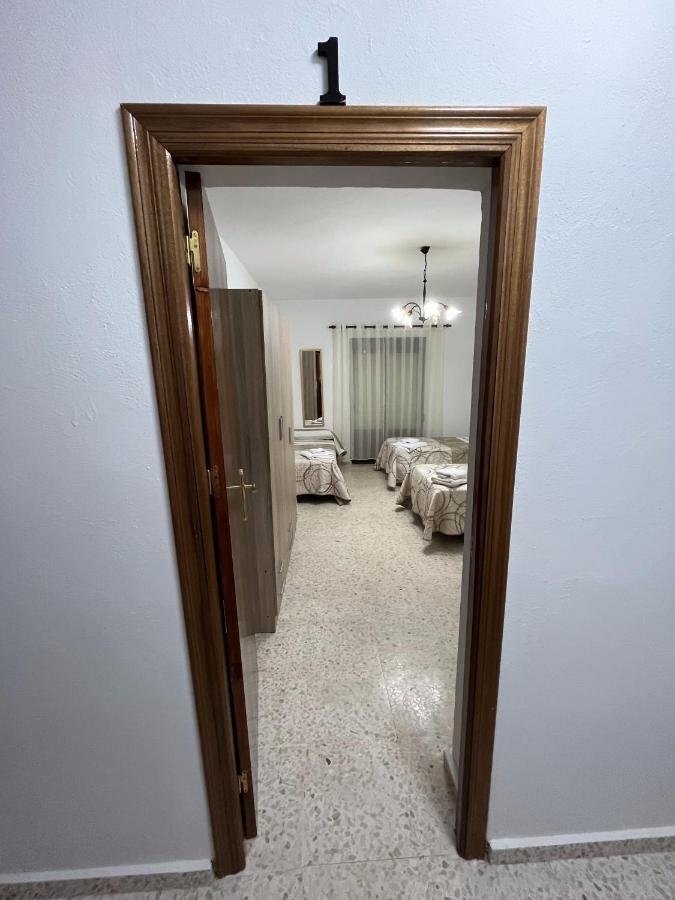 El Rincon De Matias Apartment Segura de León Екстериор снимка